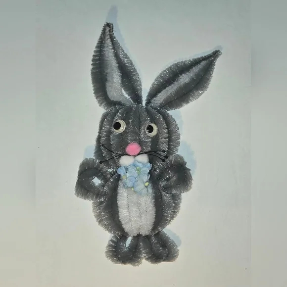 Vintage Hand-made Folk Art. Chenille Pipe Cleaner Magnet Mr,Mrs Bunny. - Picture 3 of 5